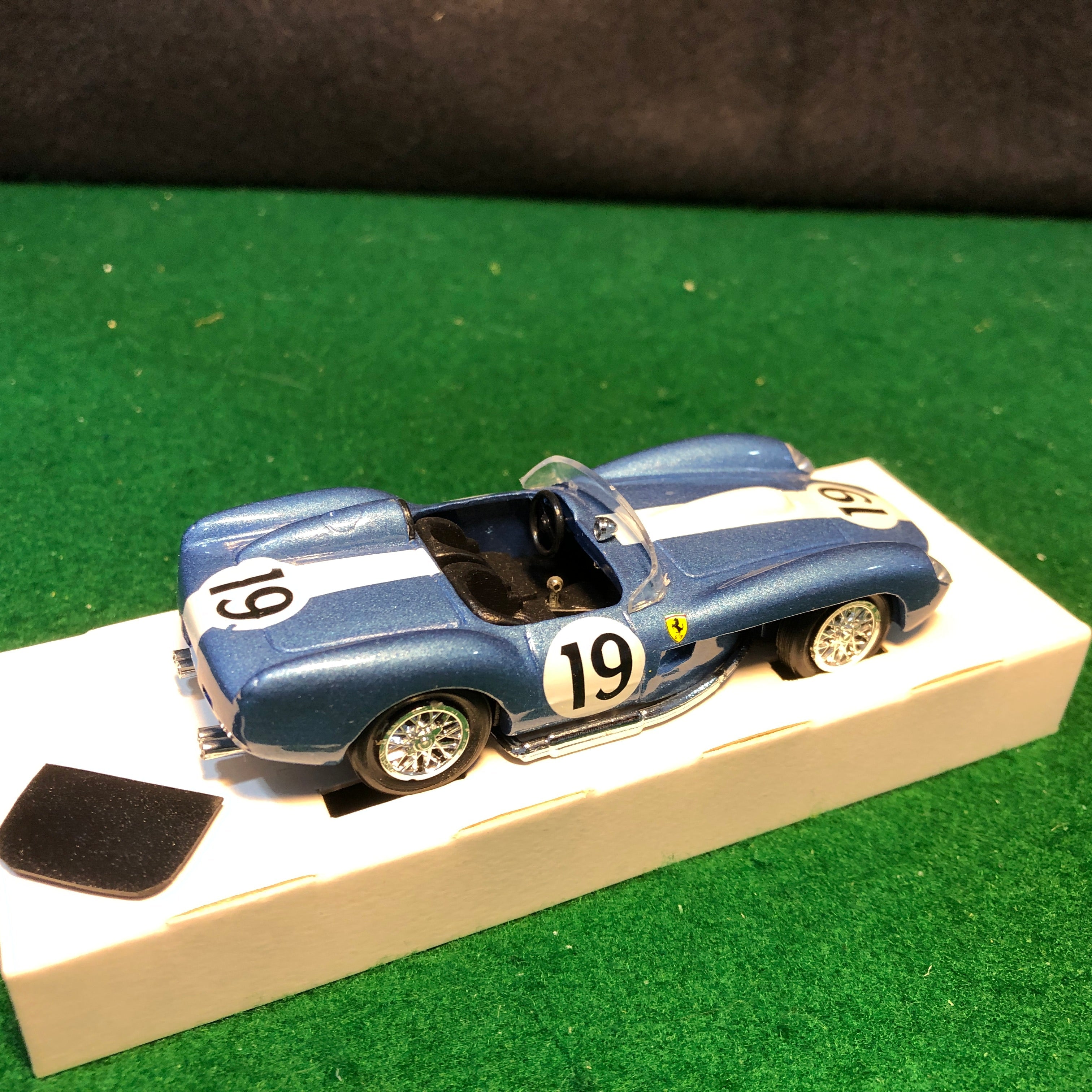 Ferrari 250 TR N 19 Sebring 12 Hr 1958 by Progetto K 1:43 (PK011