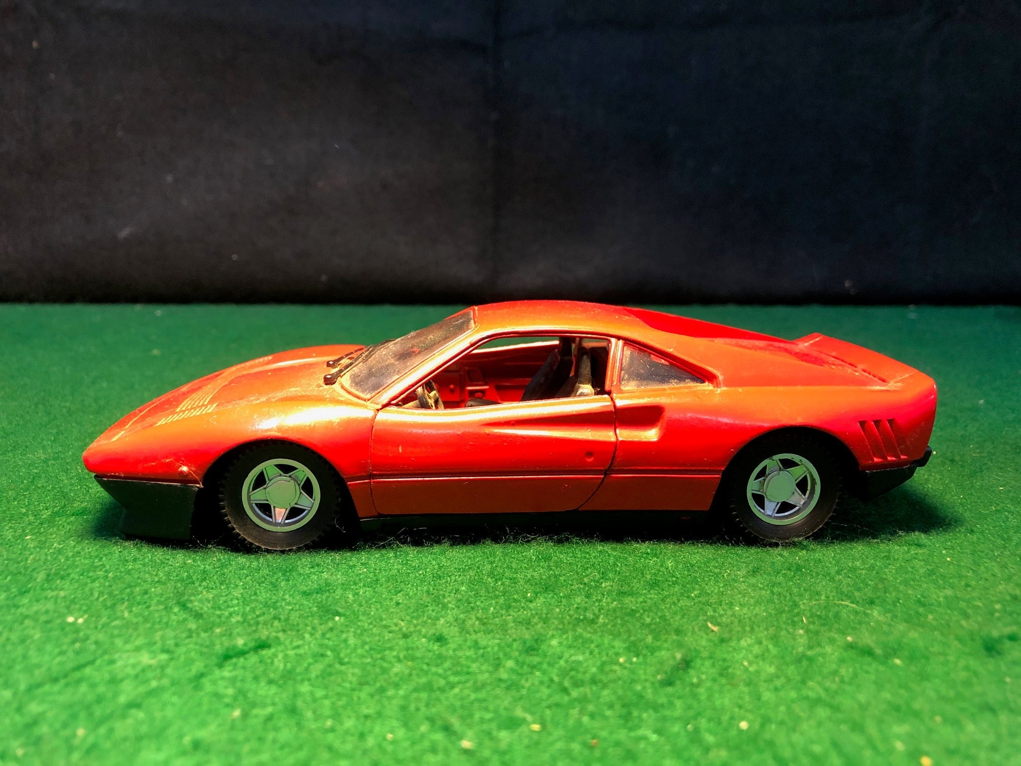 Ferrari 288 GTO Red by Tonka - Polistil 1:25 (02214)(No box