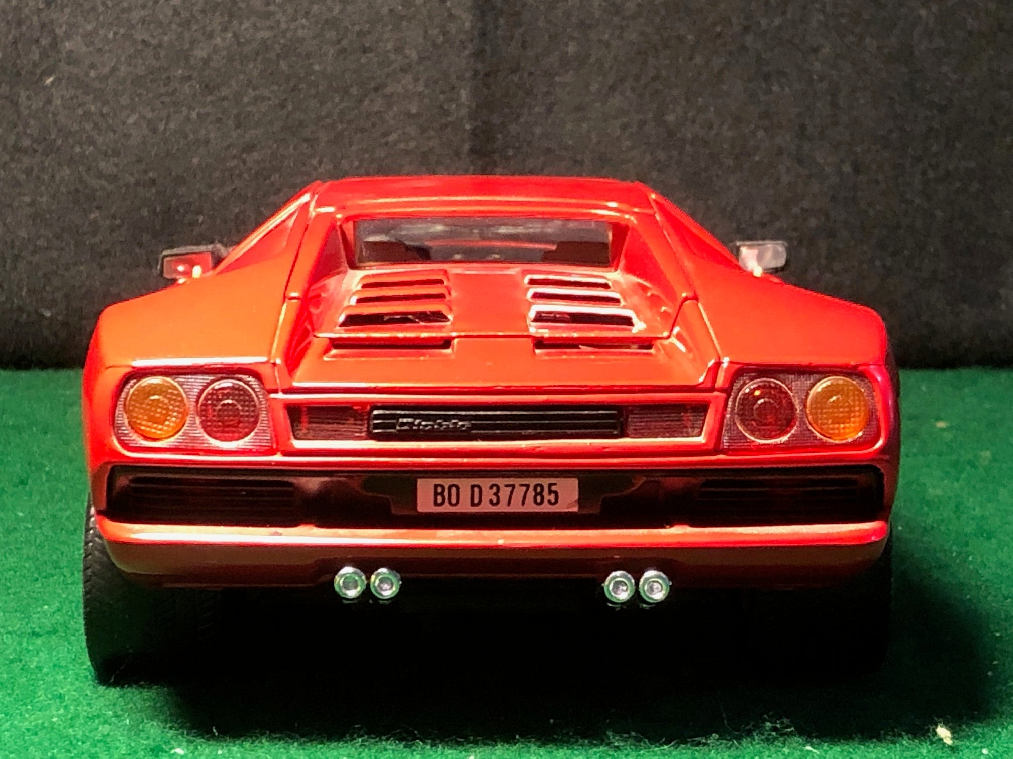 Lamborghini Diablo Red by Polistil / Tonka 1:18 (05337)(No box)