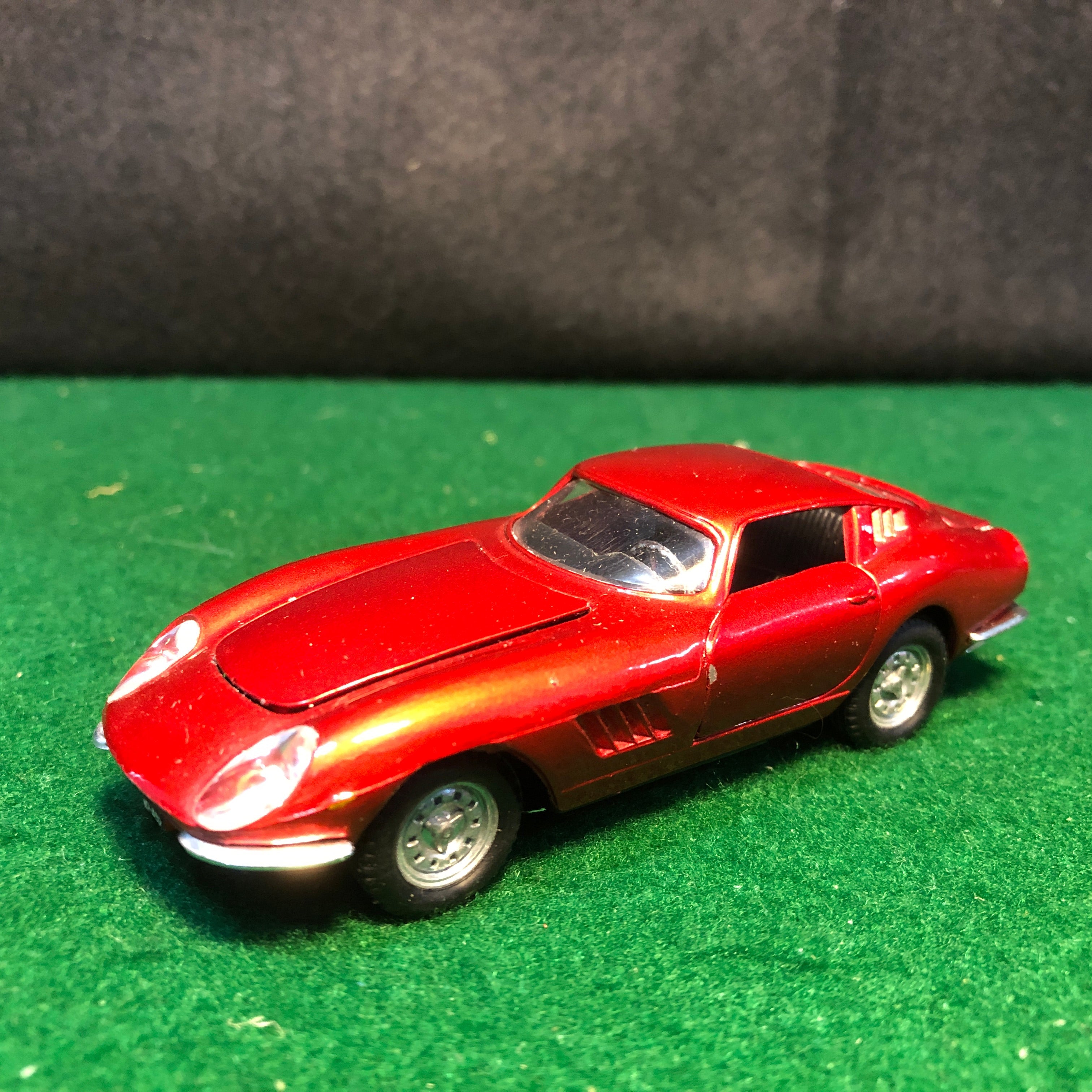 中古品 希少！1/43 AMR フェラーリ 275GTB レッド Ferrari 275 GTB/4 Red by Politoys 1:43 (540) - Petrolicious