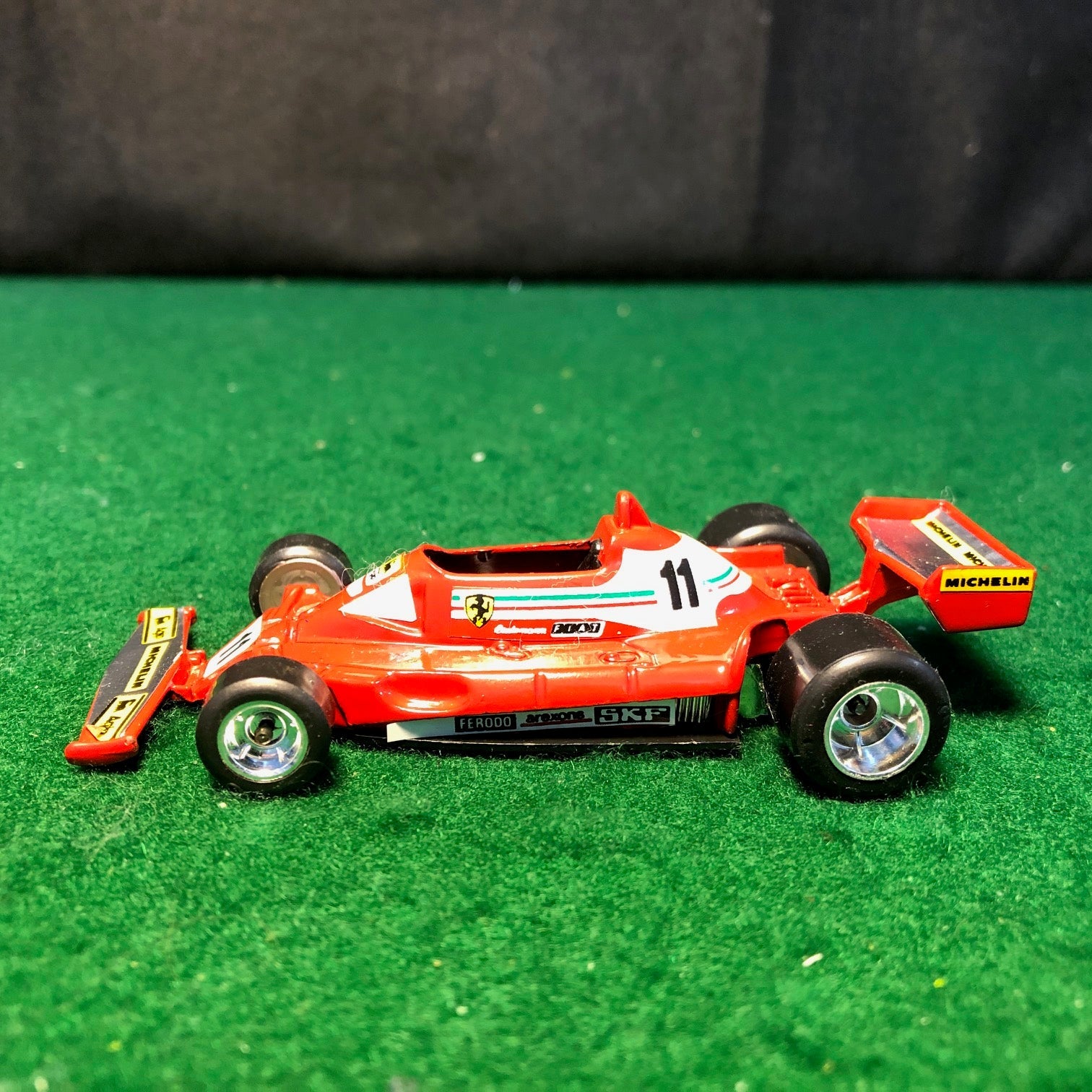 Ferrari 312 T2 N 11 Niki Lauda by Polistil 1:41 (CE107)(No box)