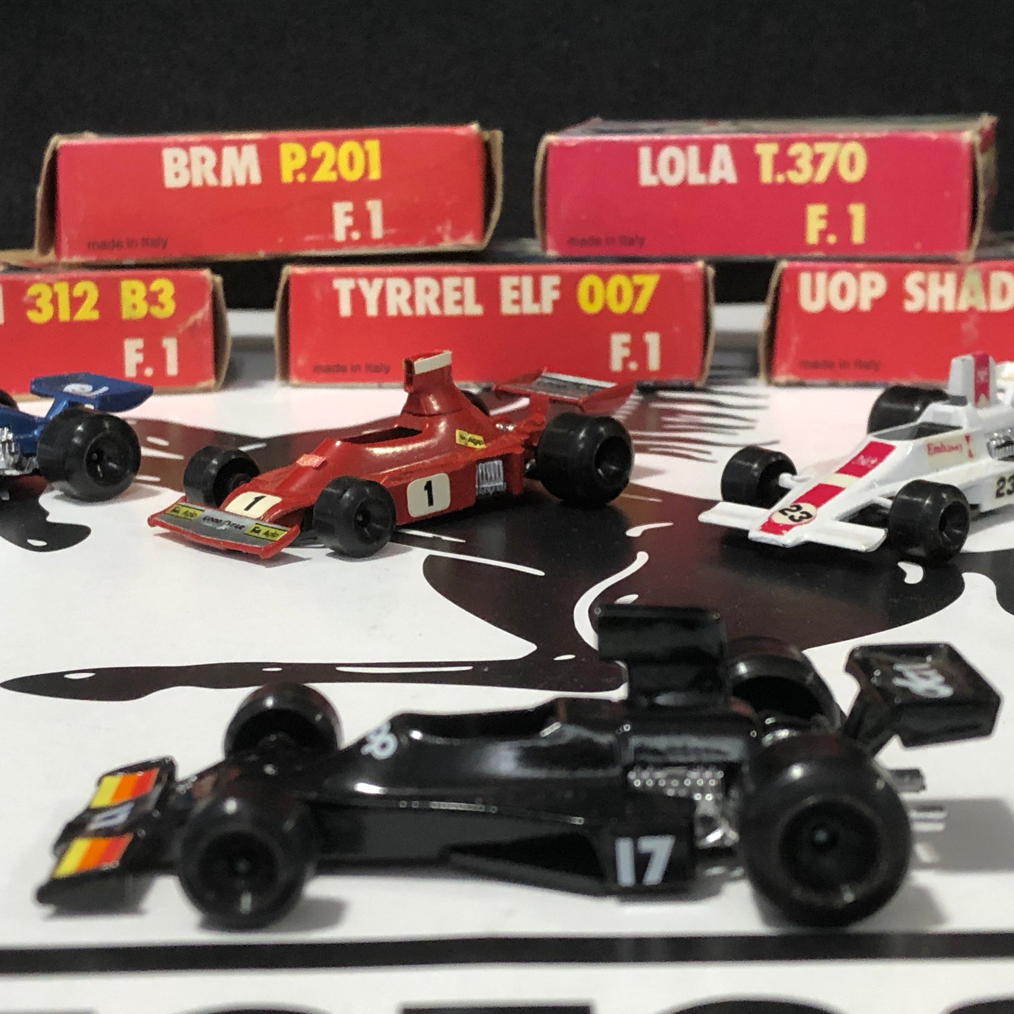 UOP Shadow F1 N 17 by Polistil 1:64 (RJ6)