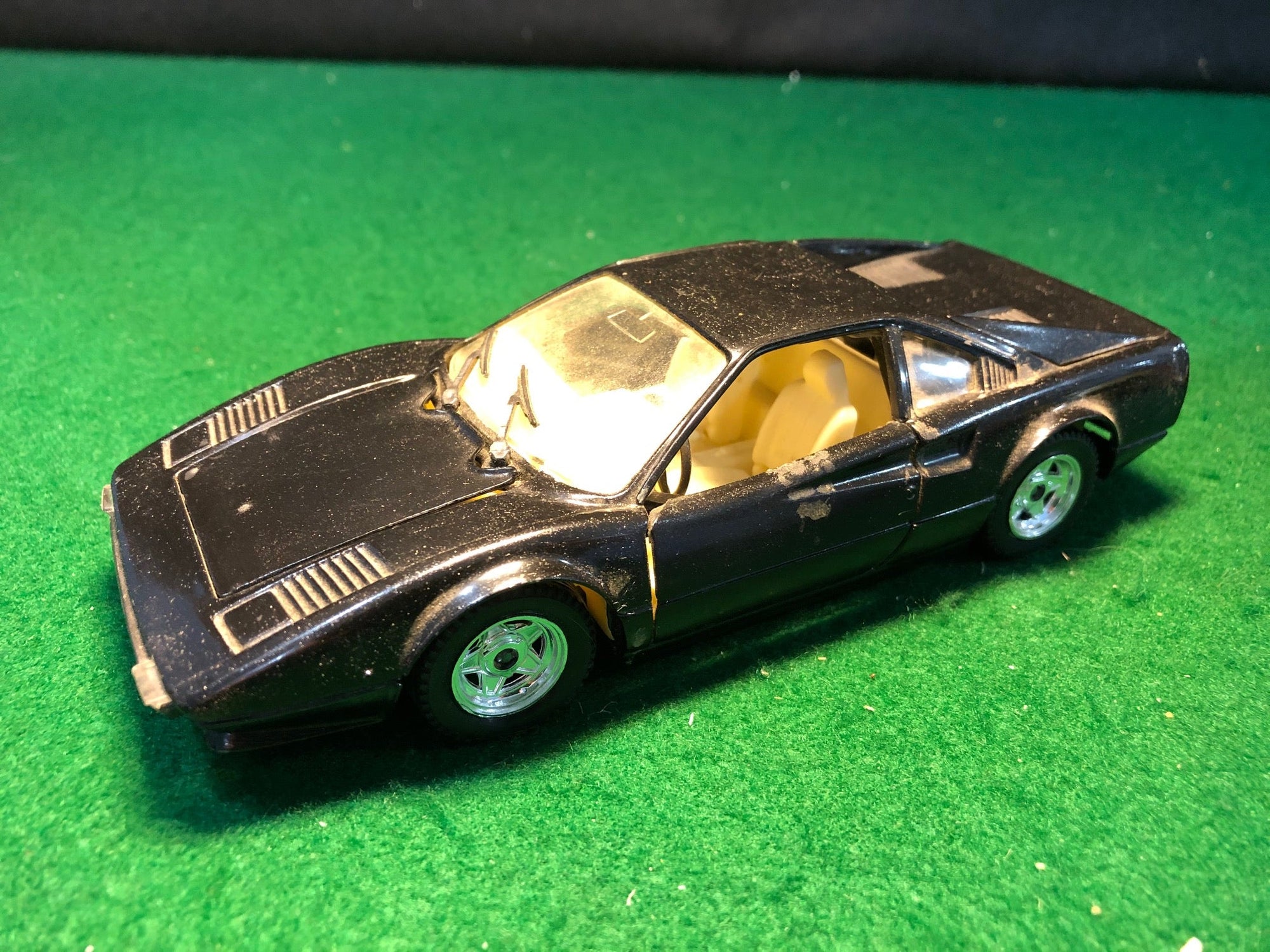 Ferrari 308 GTB Black by Polistil 1:25 (S214)(No box)