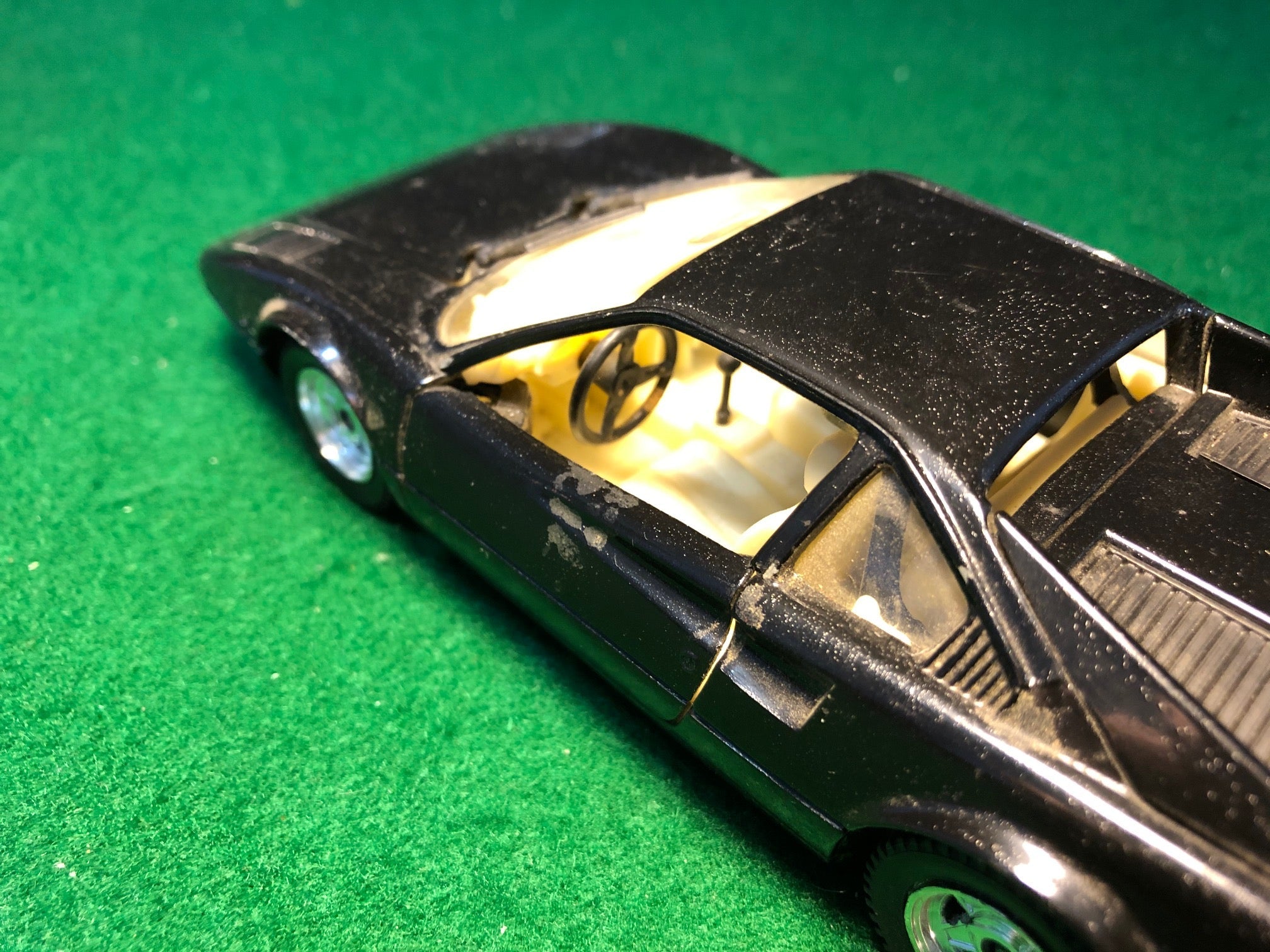 Ferrari 308 GTB Black by Polistil 1:25 (S214)(No box)