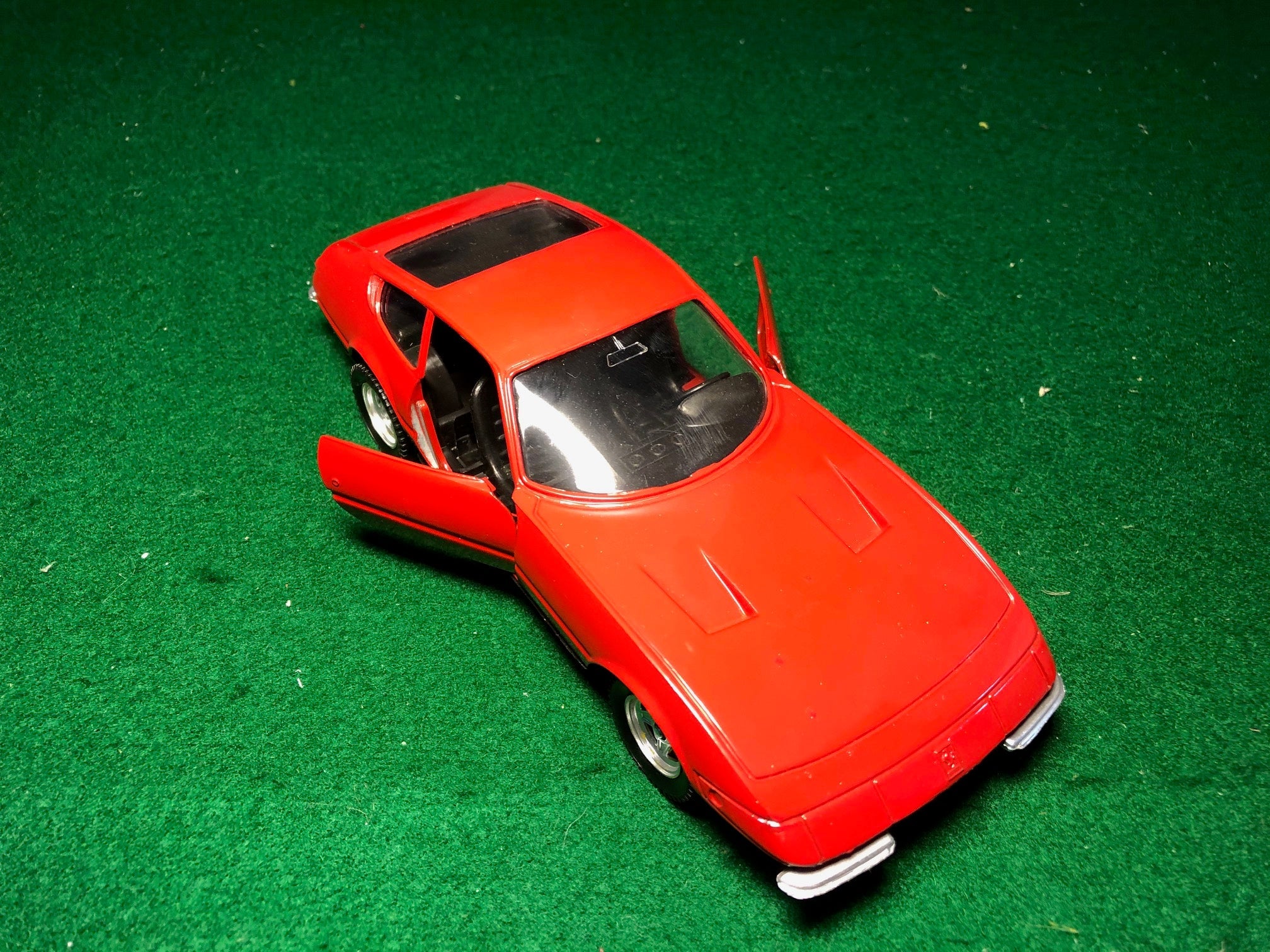 Ferrari 365 GTB/4 Daytona Red by Polistil 1:25 (SN01) - Petrolicious