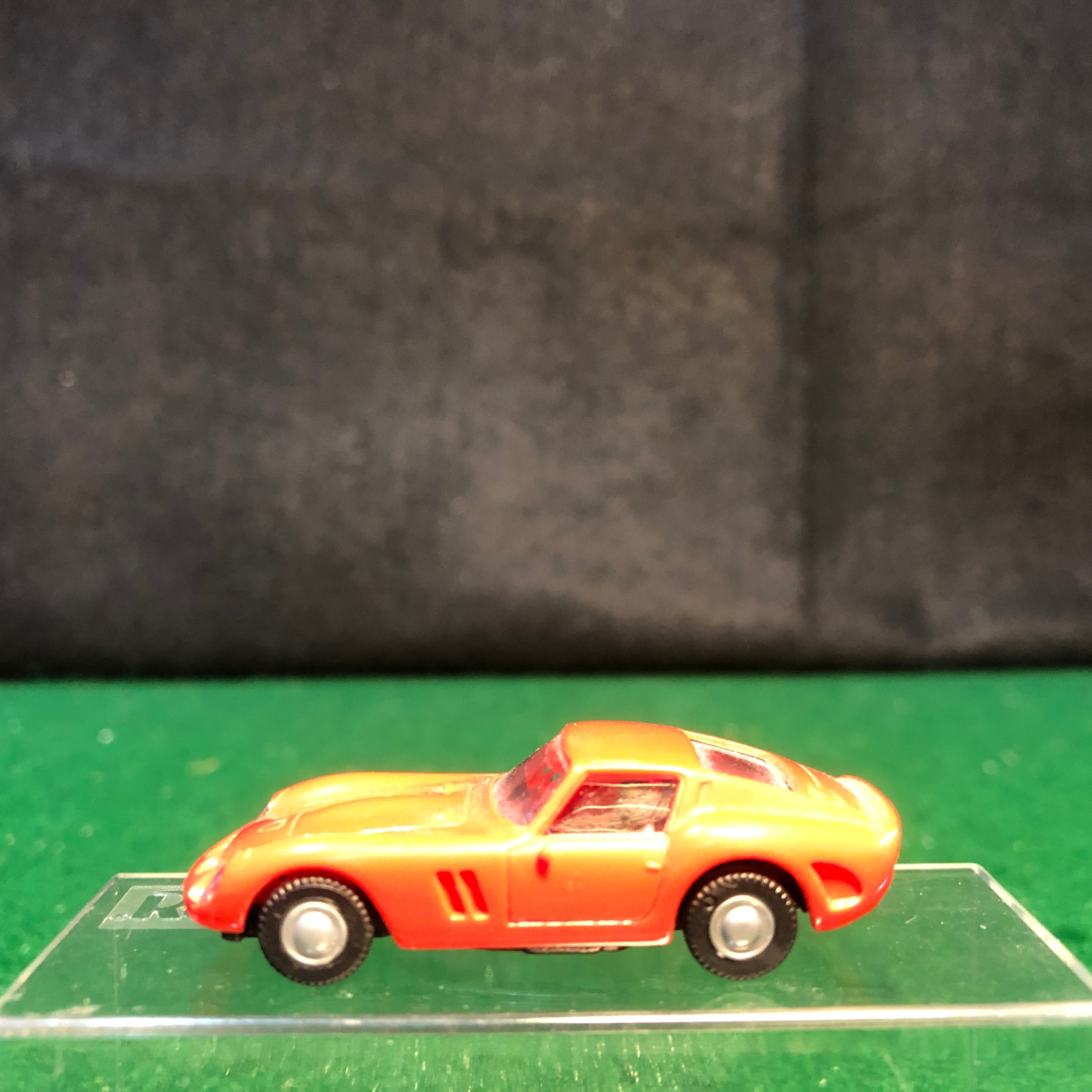 Ferrari 250 GTO Red by Revell Praline 1:87 HO (82600) - Petrolicious