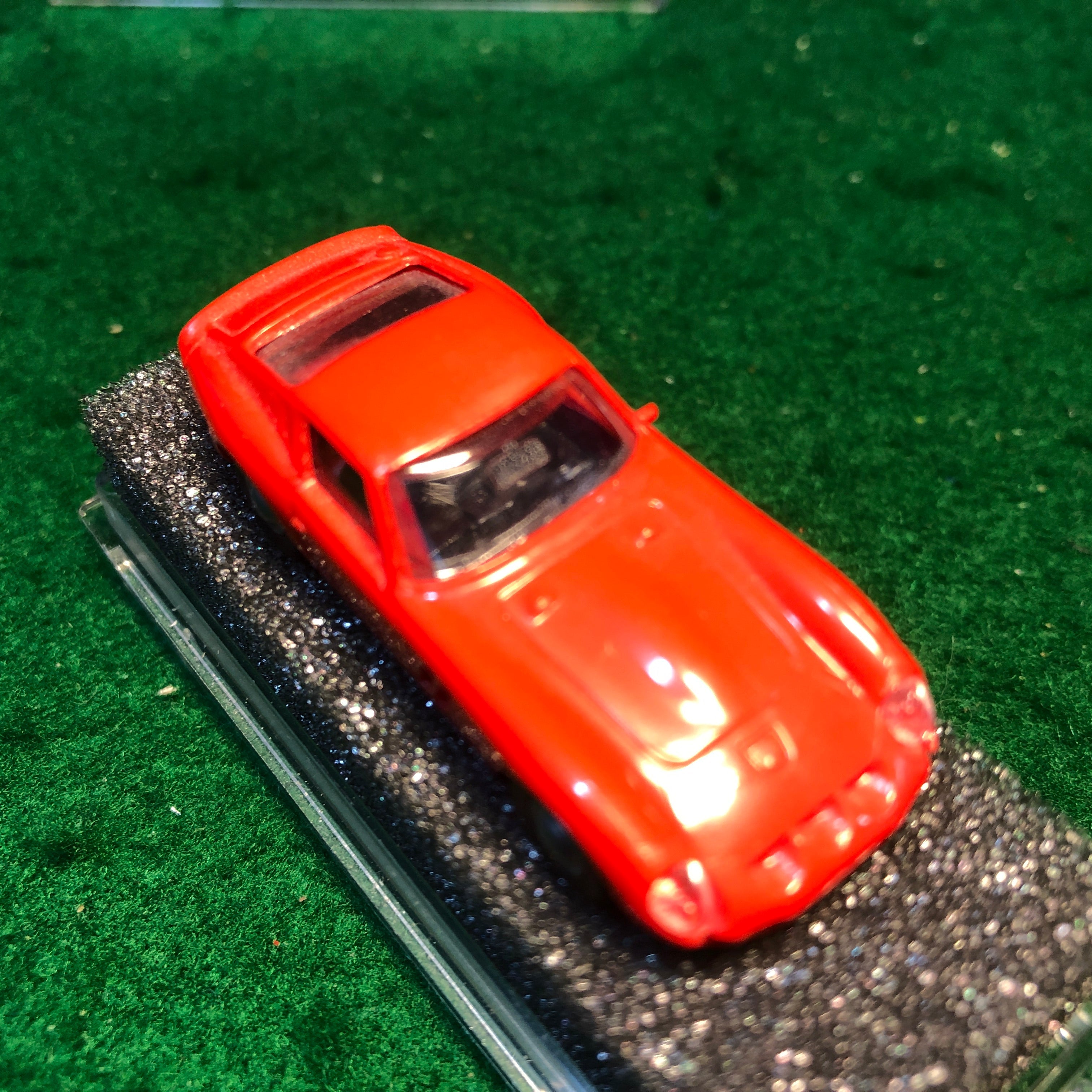 Ferrari 250 GTO Red by Revell Praline 1:87 HO (82600) - Petrolicious