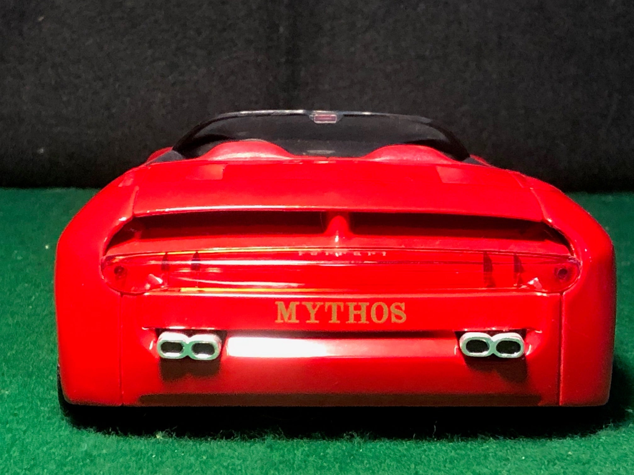 Ferrari Mythos Pininfarina by Revell 1:18 (8659)(No box) - Default