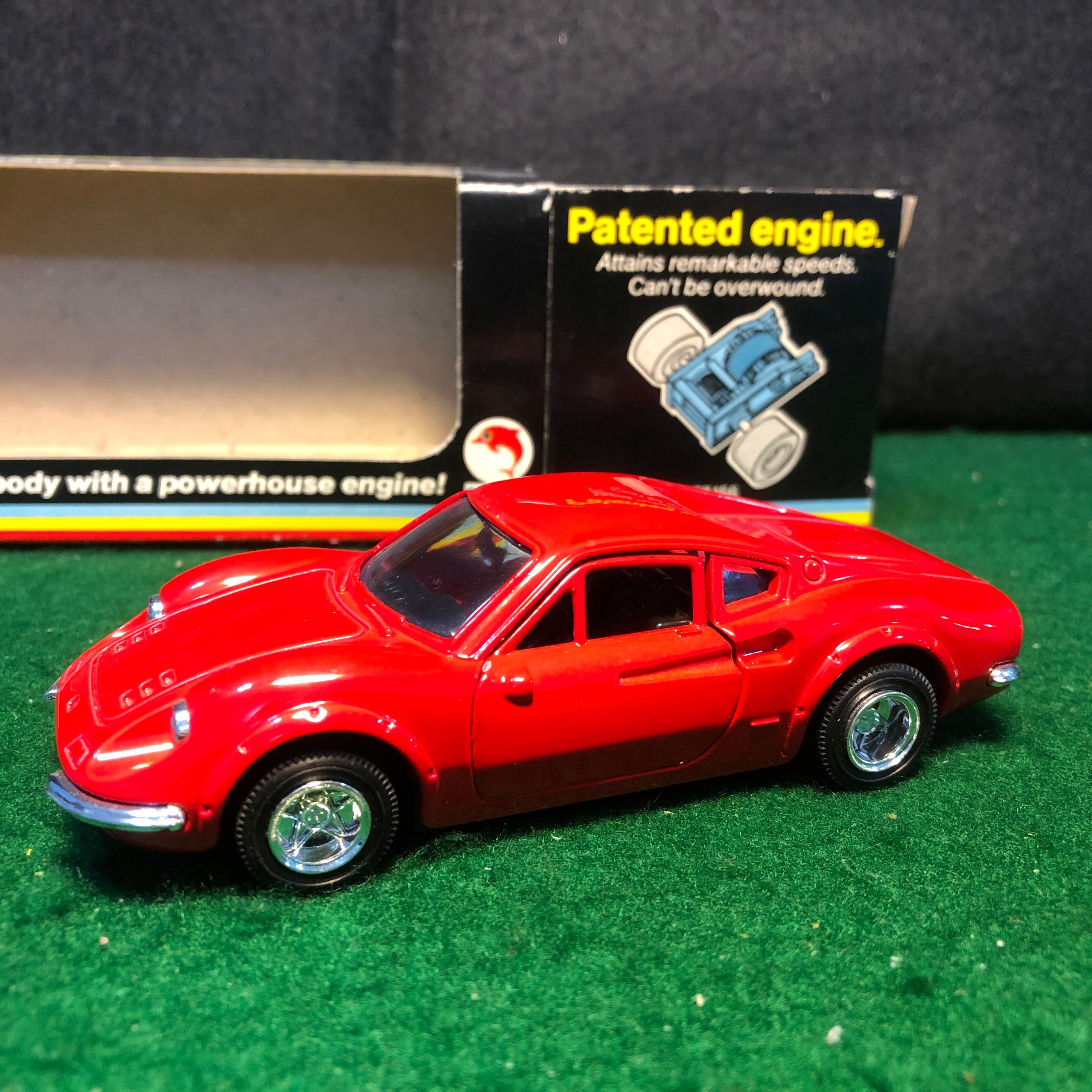 Ferrari 246 Dino Red w/Friction Motor by Shinsei 1:37 (4405