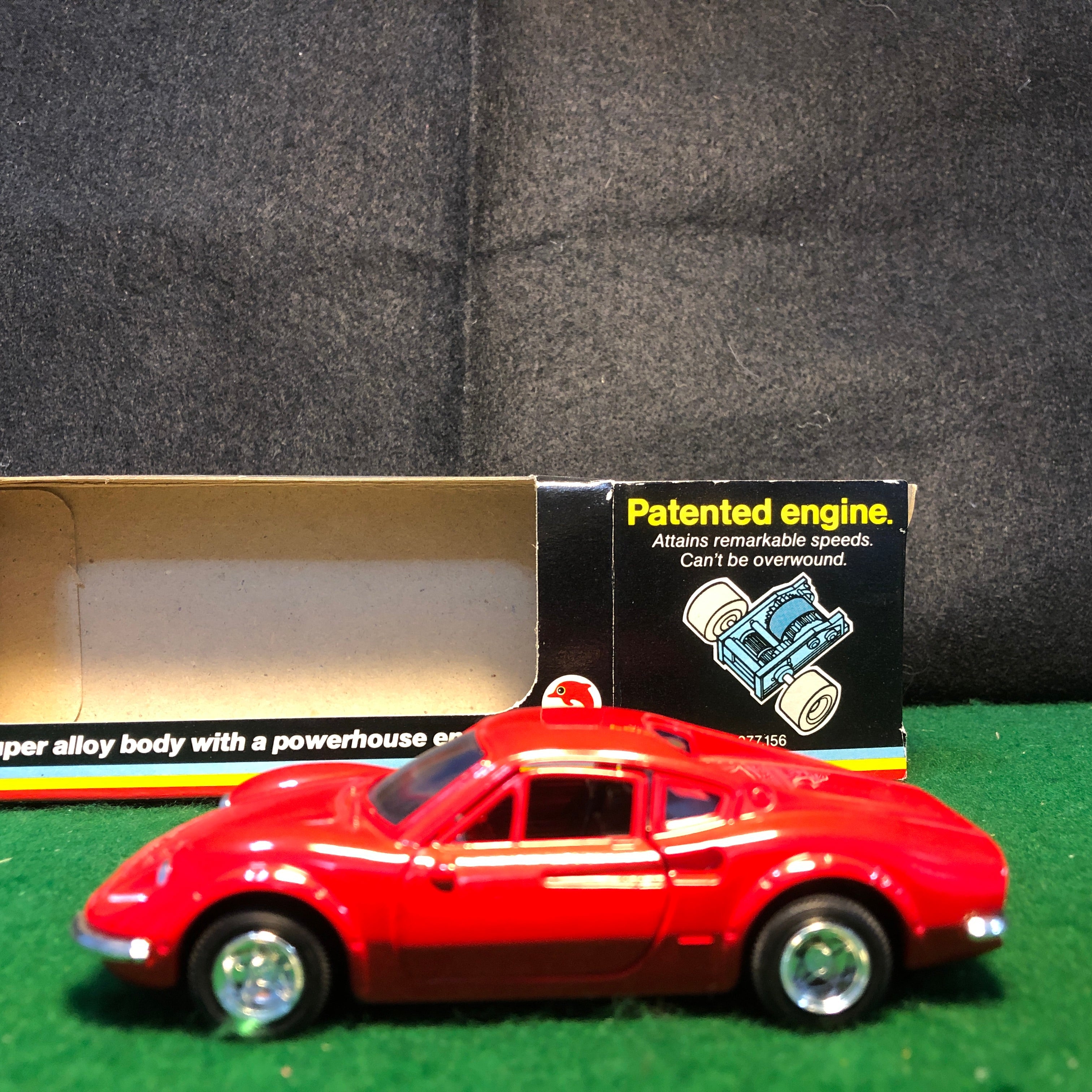 Ferrari 246 Dino Red w/Friction Motor by Shinsei 1:37 (4405