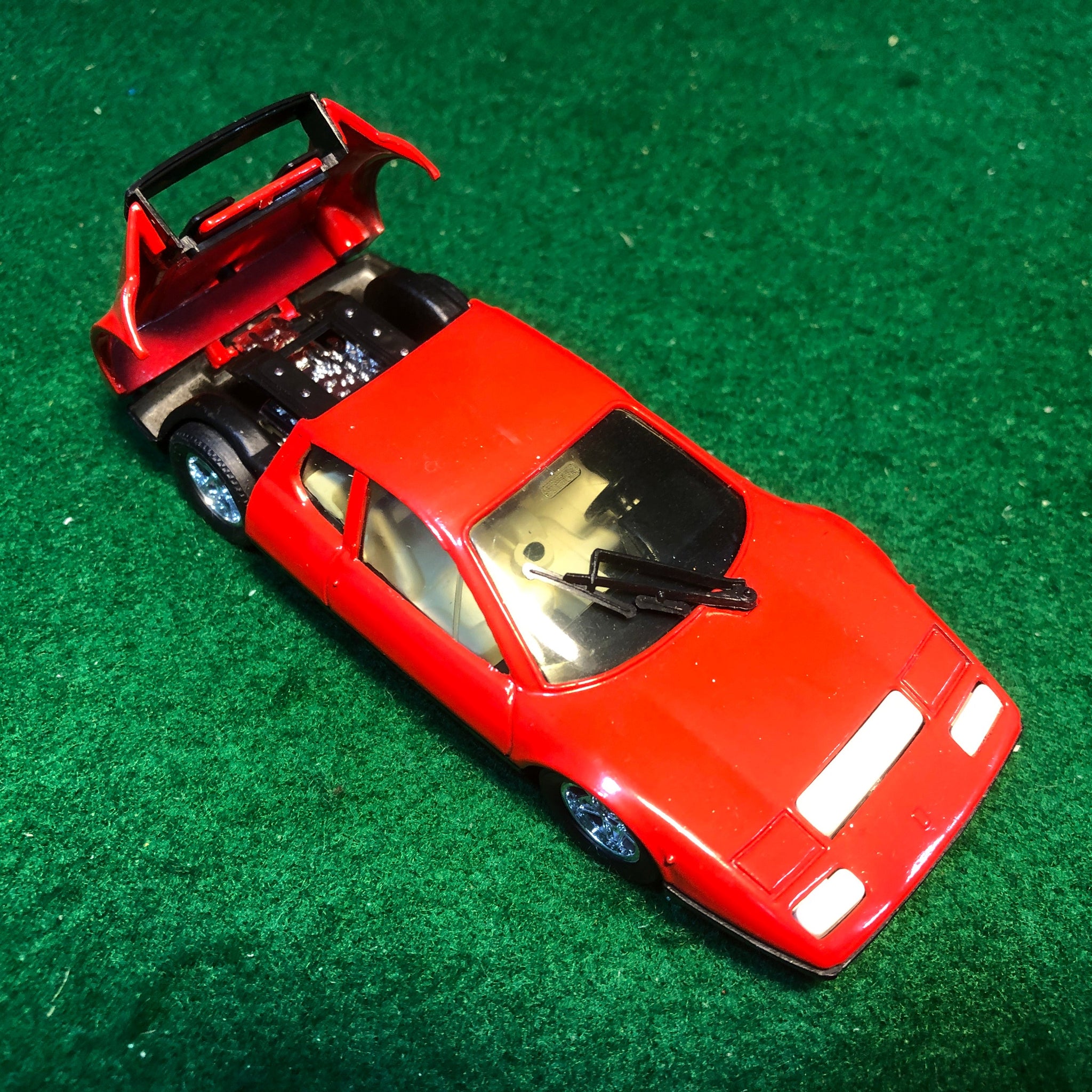 Ferrari 365/512 BB Berlinetta Boxer Red/Black by Solido 1:43 (44)