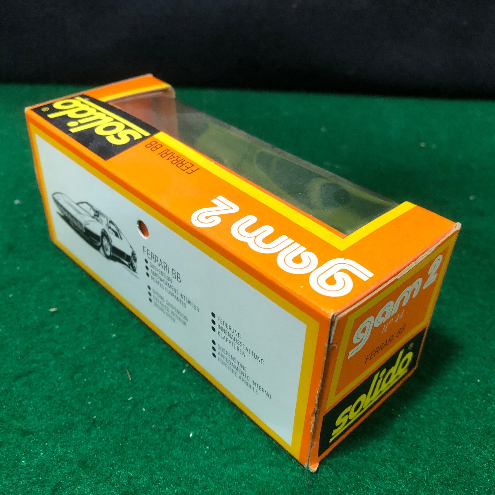 Ferrari 365/512 BB Berlinetta Boxer Yellow/Black by Solido 1:43 (44)