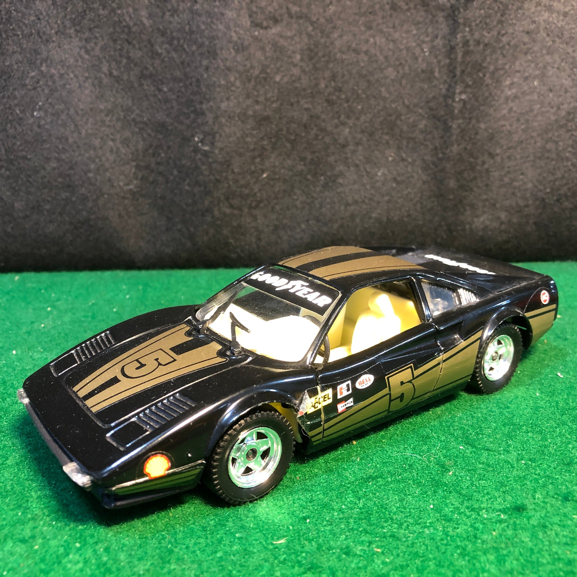 Ferrari 308 GTB Racing N 5 Black/Gold by Tonka 1:25 (S214)(No box)
