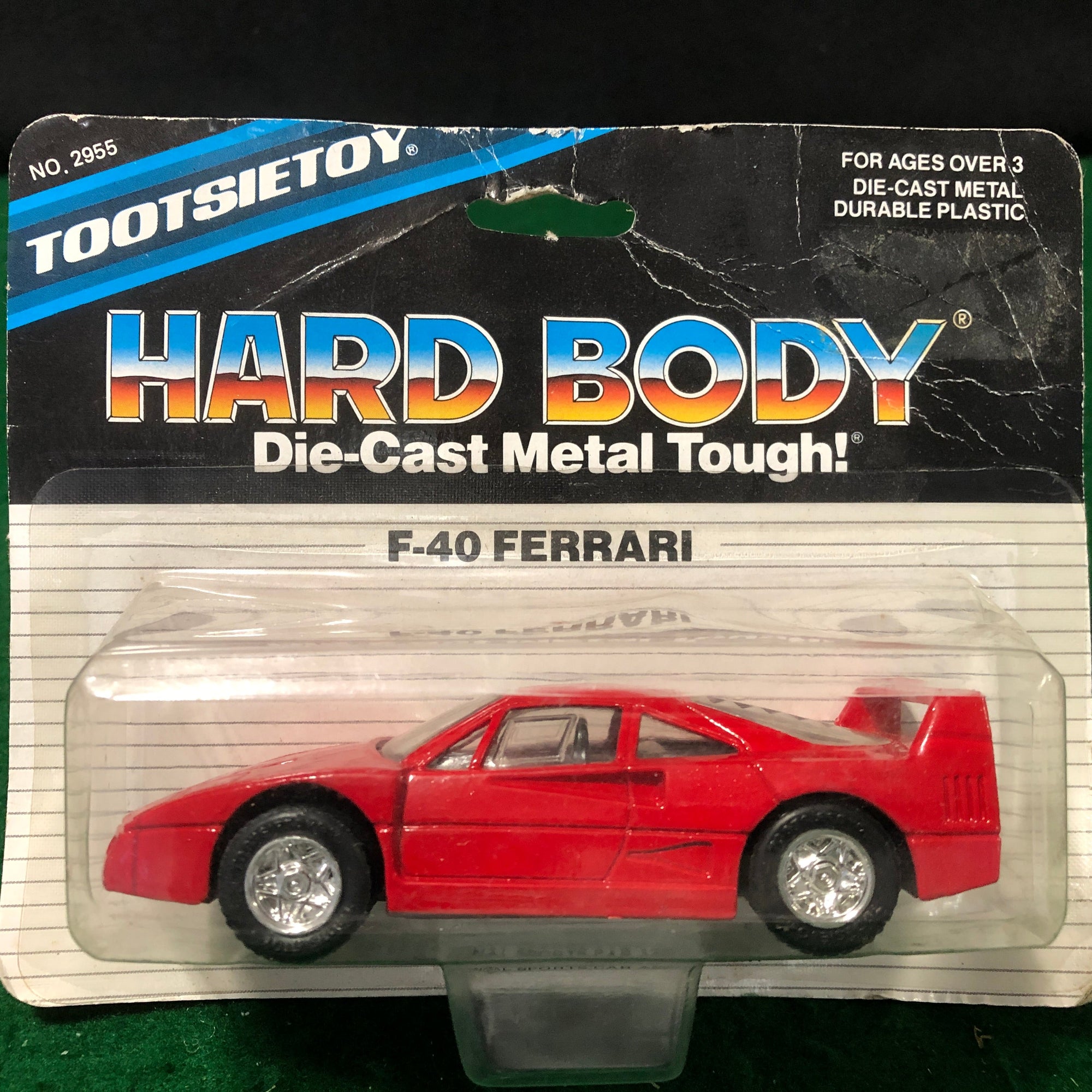 Ferrari F40 Red by Tootsietoy 1:43 (2955)