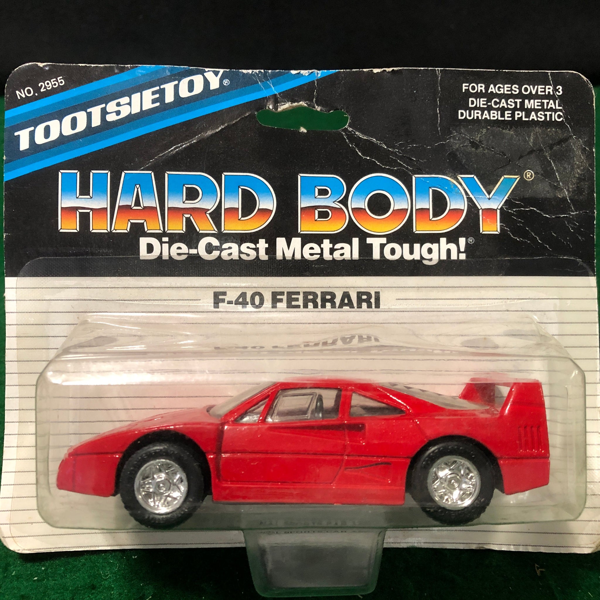 Ferrari F40 Red by Tootsietoy 1:43 (2955)
