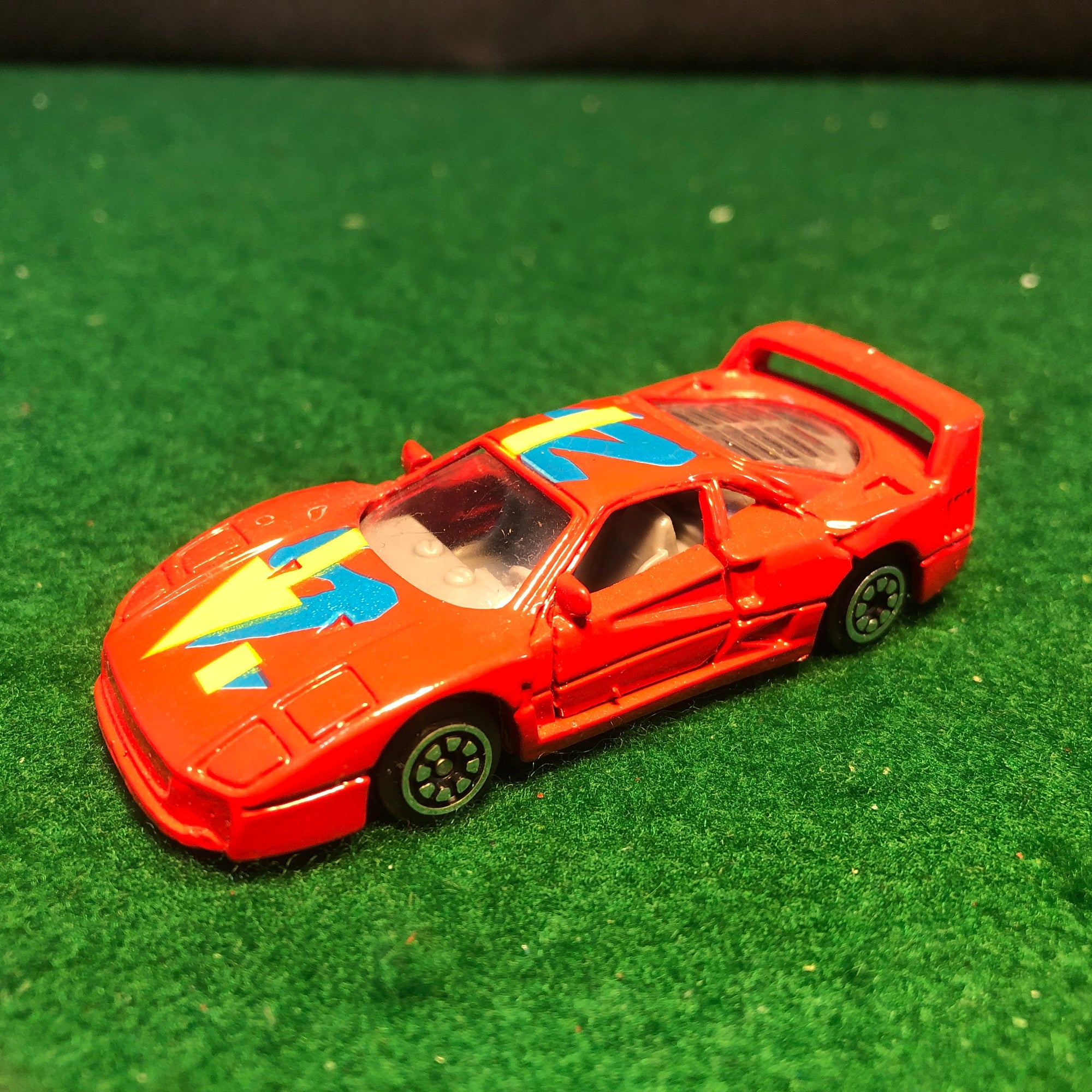 Ferrari F40 Red by Tootsietoy 1:64 (No box)