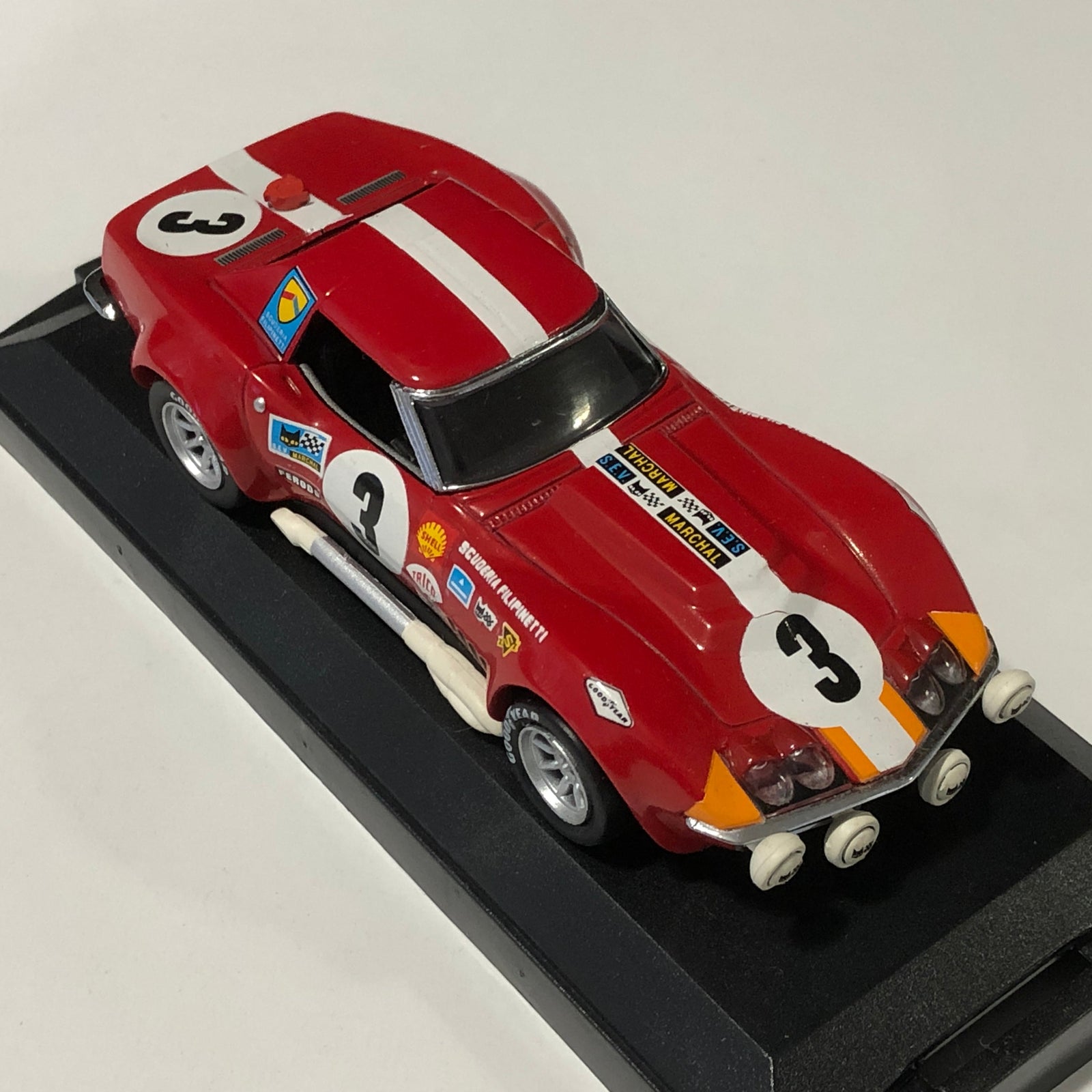 Chevrolet Corvette Le Mans 1968 N 3 by Vitesse 1:43 (044A)