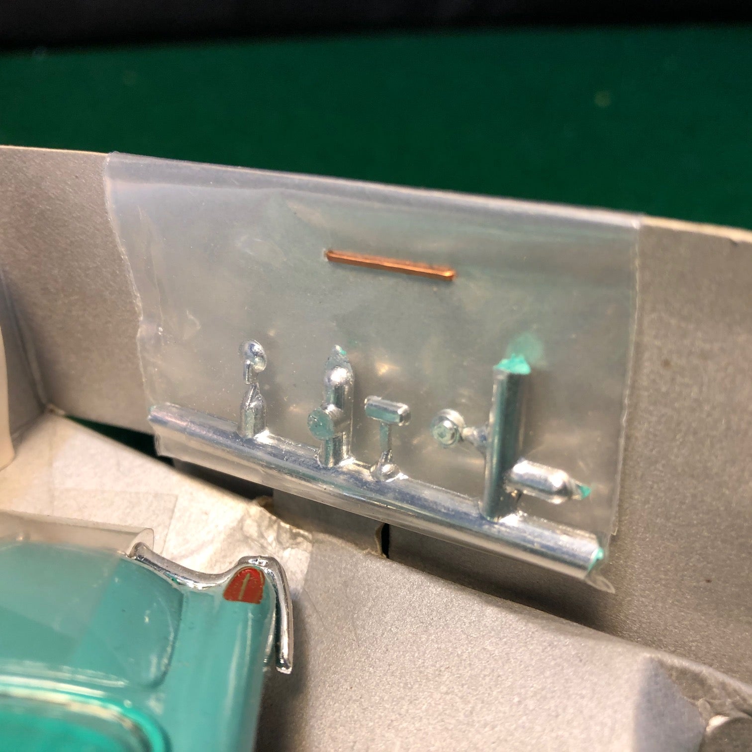 Chevrolet Corvette Pastel Blue by Vitesse 1:43 (113)