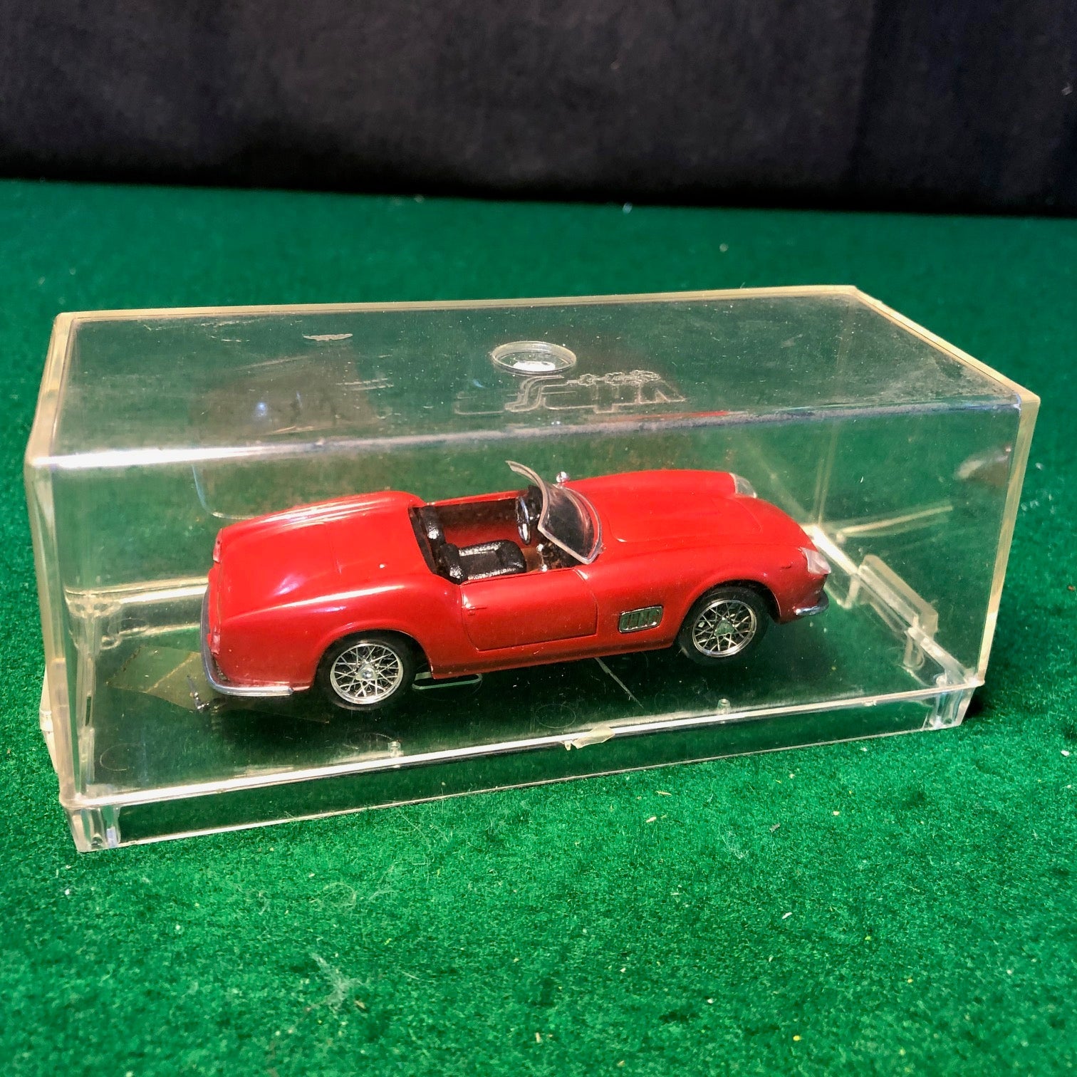 Ferrari 250 California Spyder Open Cabriolet by Vitesse 1:43 (140