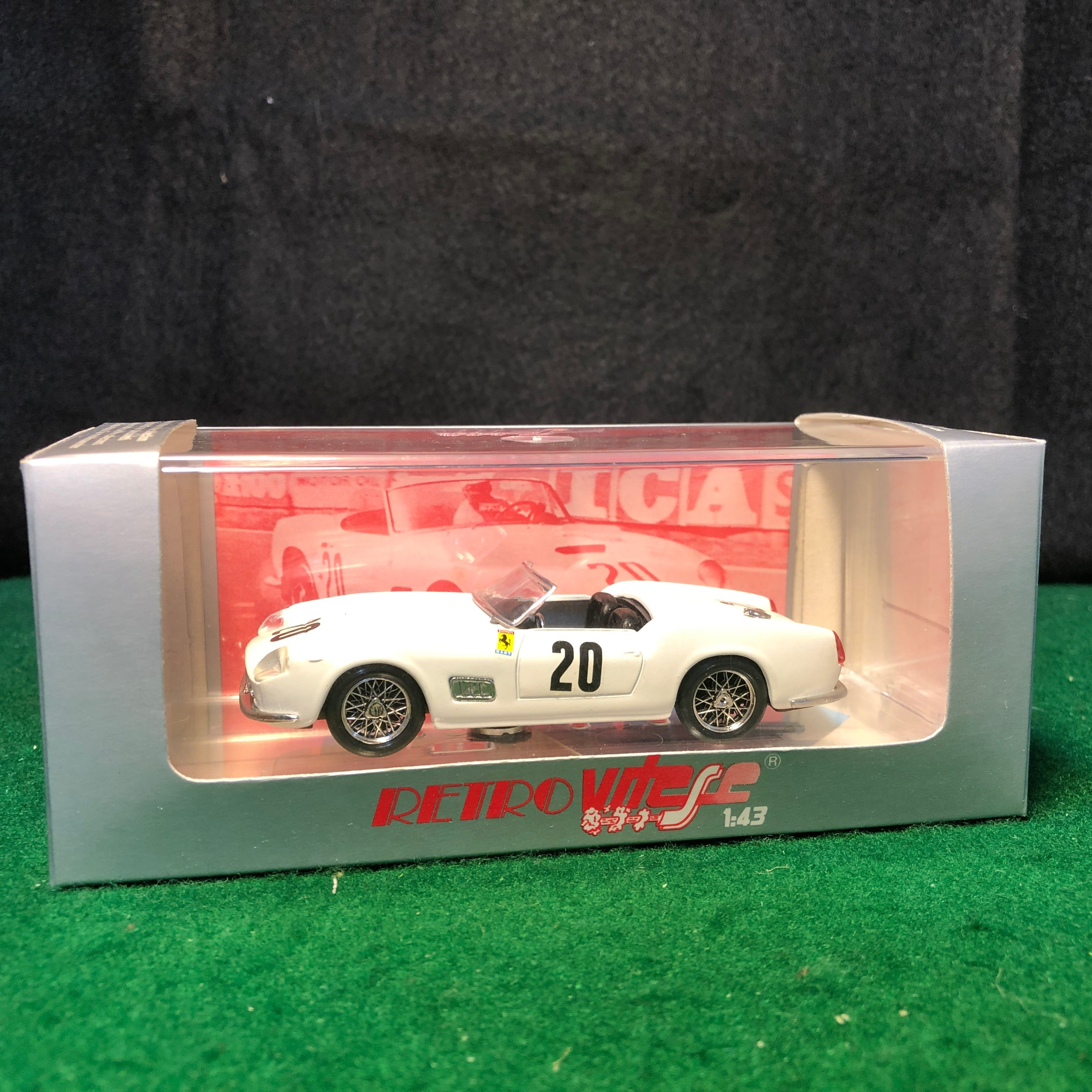 ミニカー 1/43RetroVITESSE140Ferrari250Spider1960 Ferrari 250 California Spyder N 20 Le Mans 1960 by Vitesse 1:43