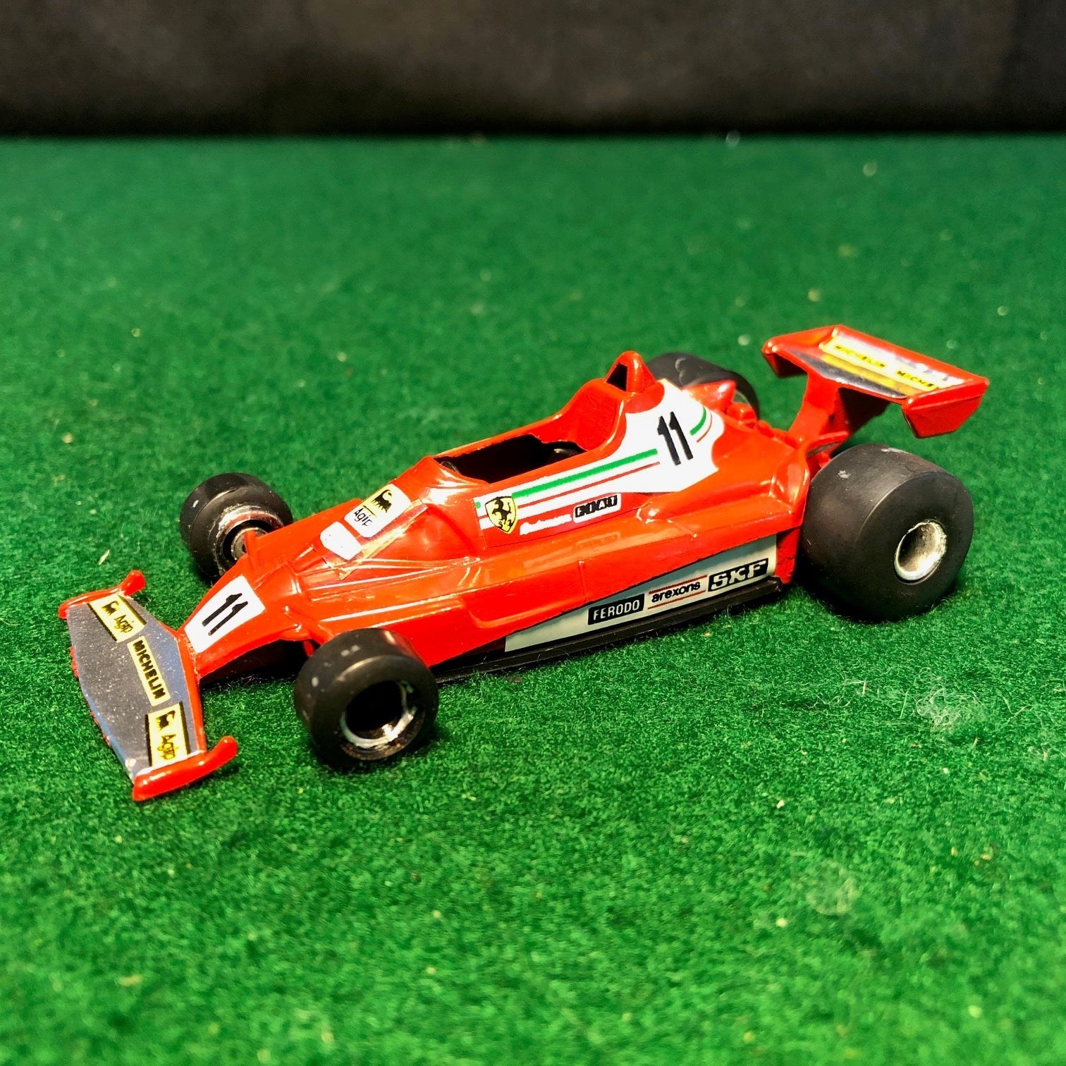 Ferrari 312 T2 N 11 Niki Lauda by Yaxon 1:43 (0700)(No box
