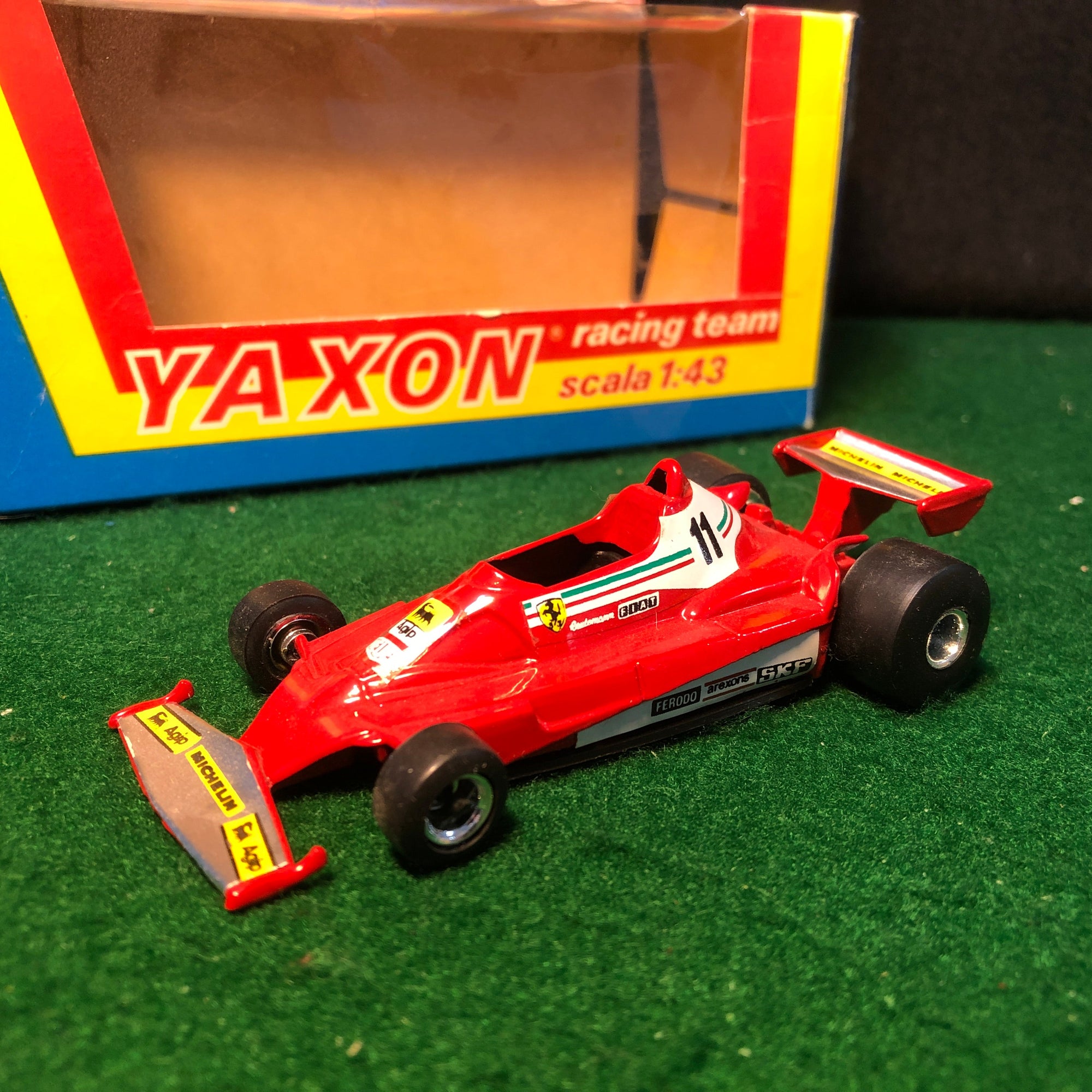 Ferrari 312 T2 N 11 Niki Lauda by Yaxon 1:43 (0700)