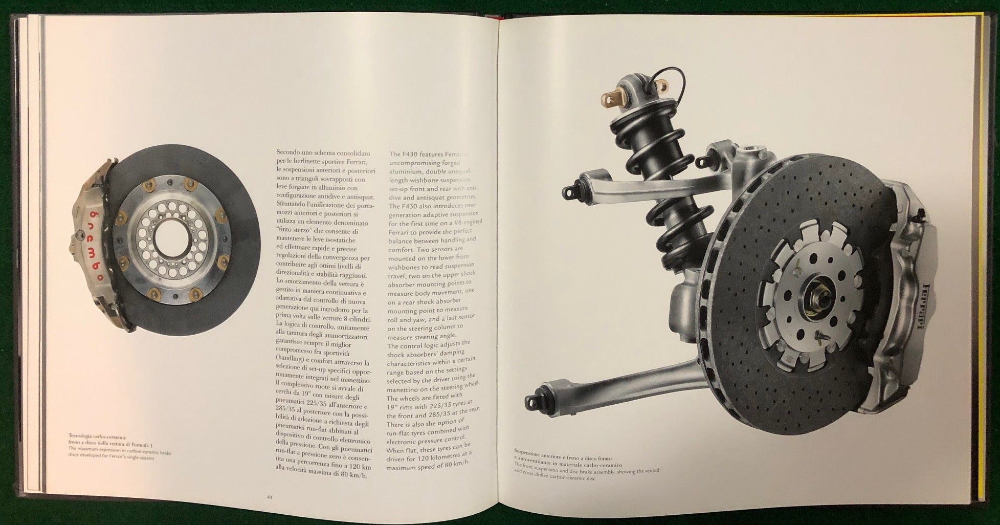 Ferrari F430 Deluxe Brochure (2125/04)